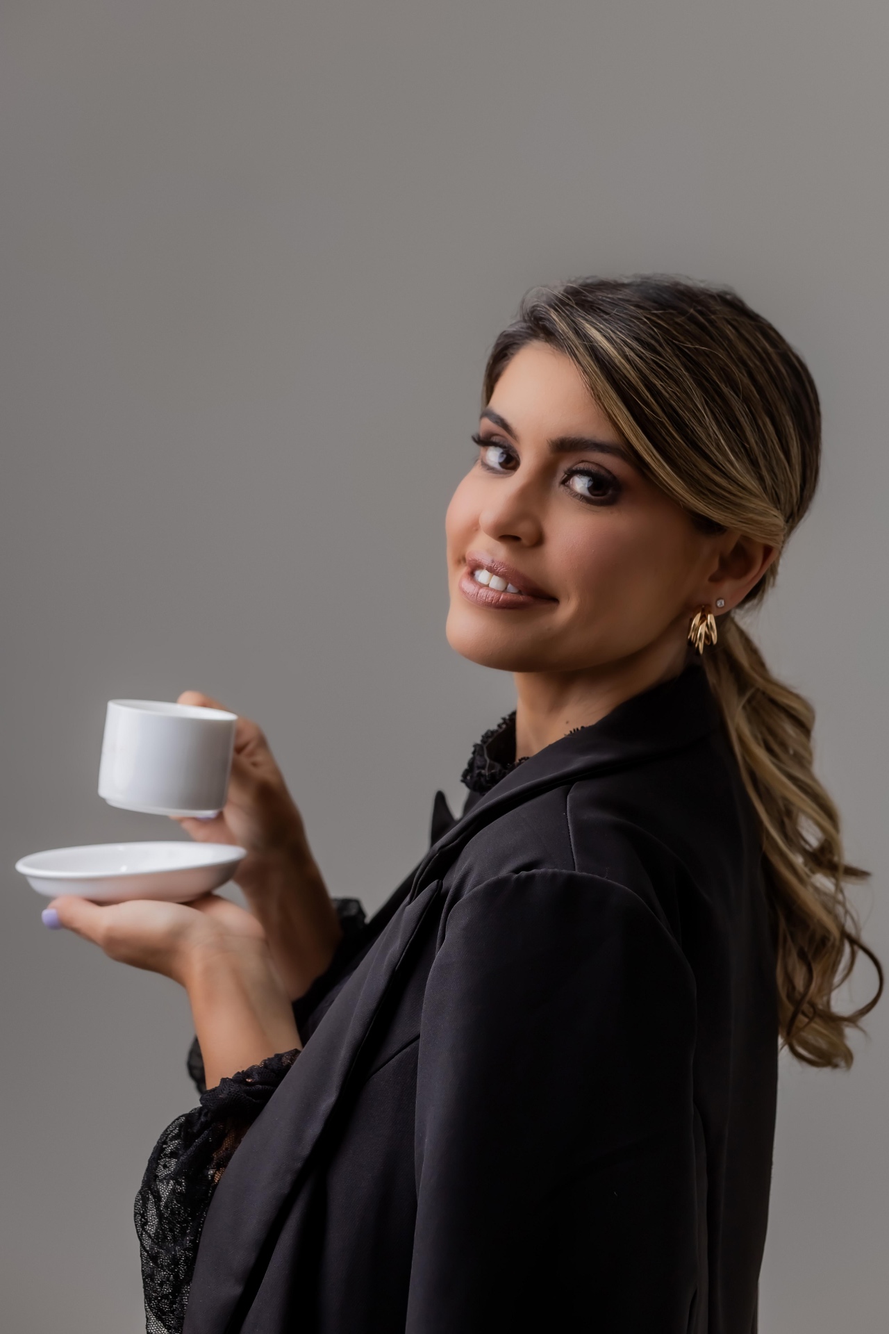 Daiane de Deus em seu espaço de atendimento premium em Dourados-MS